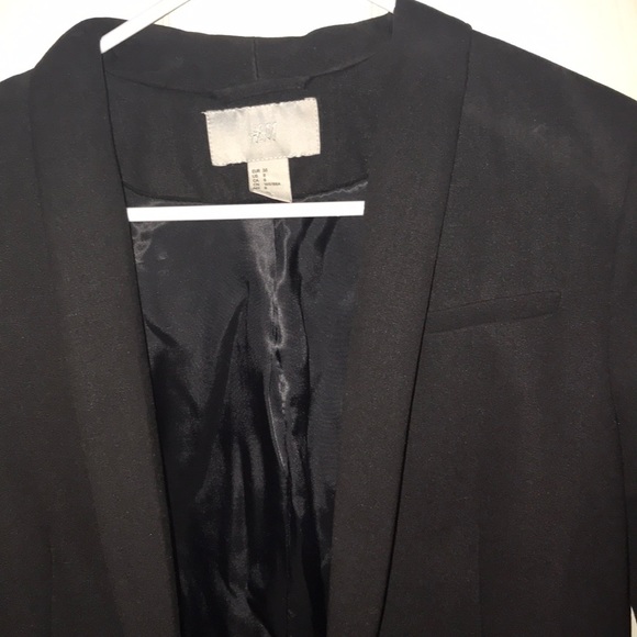 Black Blazer ❤️ - Picture 3 of 4